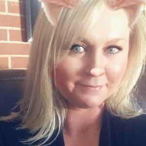 Meet your Posher, Toni